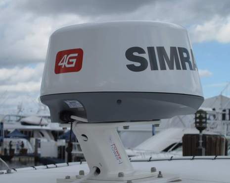 Simrad_4G_radar_launch_FLIBS2011_cPanbo.JPG